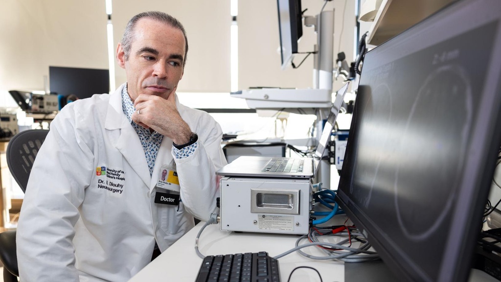 Brian Dlouhy, MD, associate professor in the UI Department of Neurosurgery and the UI Stead Family Department of Pediatrics, is part of a research team that has spent more than a decade studying sudden unexplained death in epilepsy (SUDEP). The group identified for the first time a specific site in the brain’s amygdala that can cause prolonged apnea, or loss of breathing.